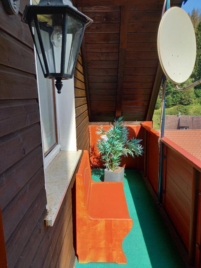 Monteurwohnung Aroba Fehrenbach Exterior foto